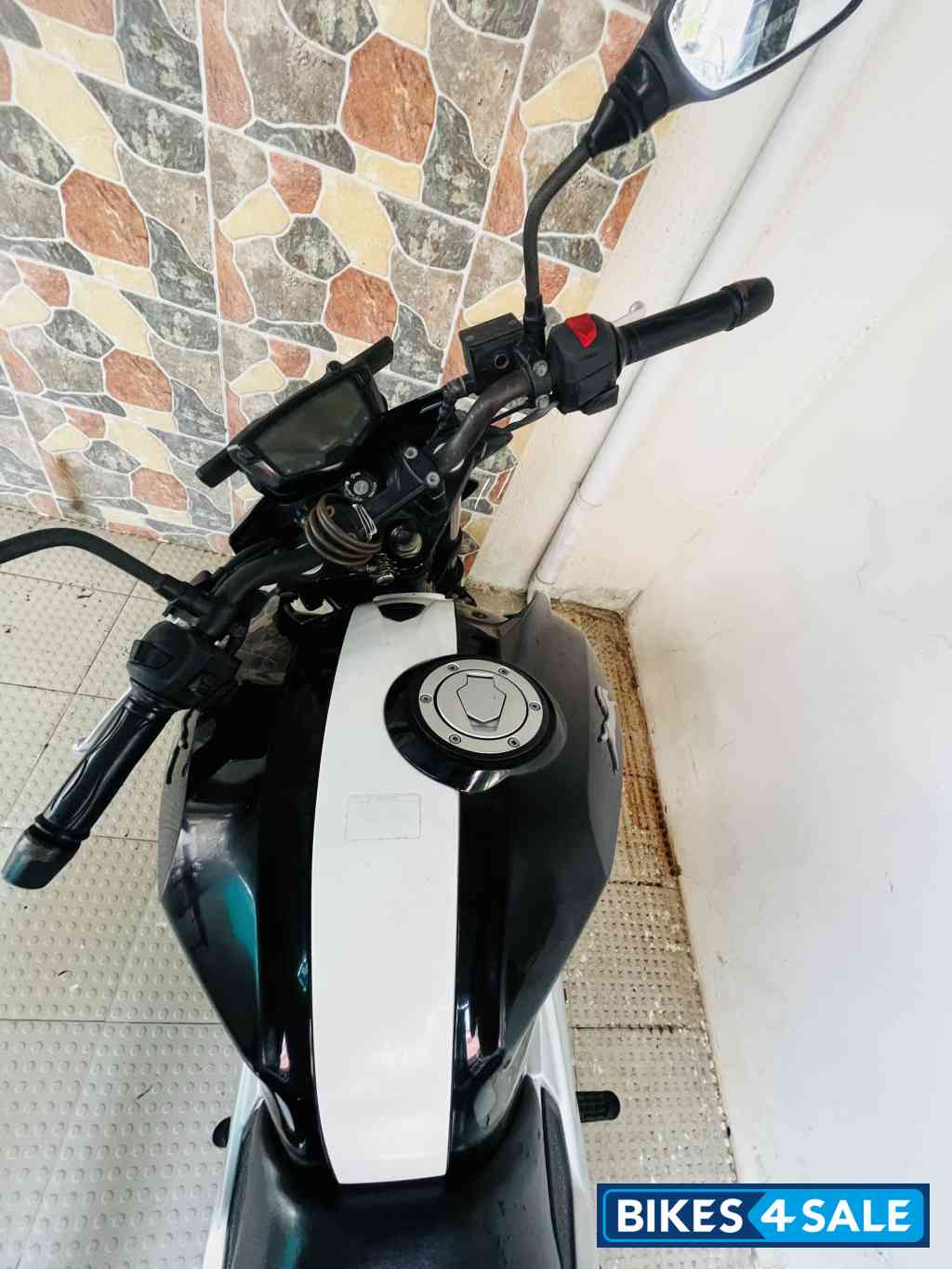 TVS Apache RTR 160 4V