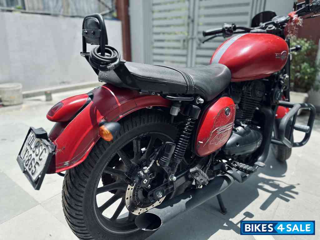 Jawa 42 Dual Channel ABS Orion Red