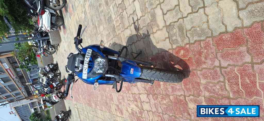 Blue&white TVS Apache RTR 160 4V