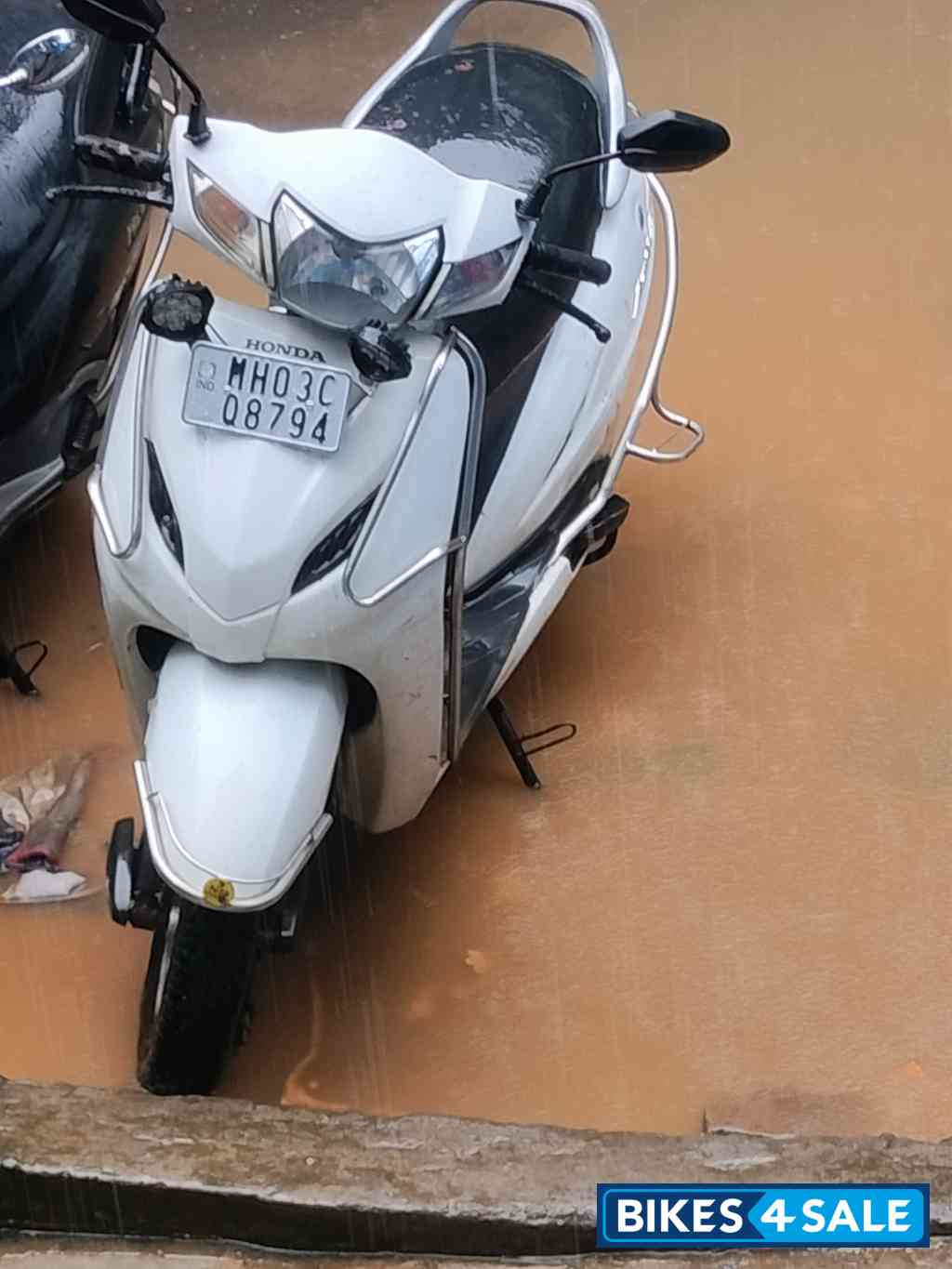 Pearl White Honda Activa 4G Pearl White Honda Activa 4G