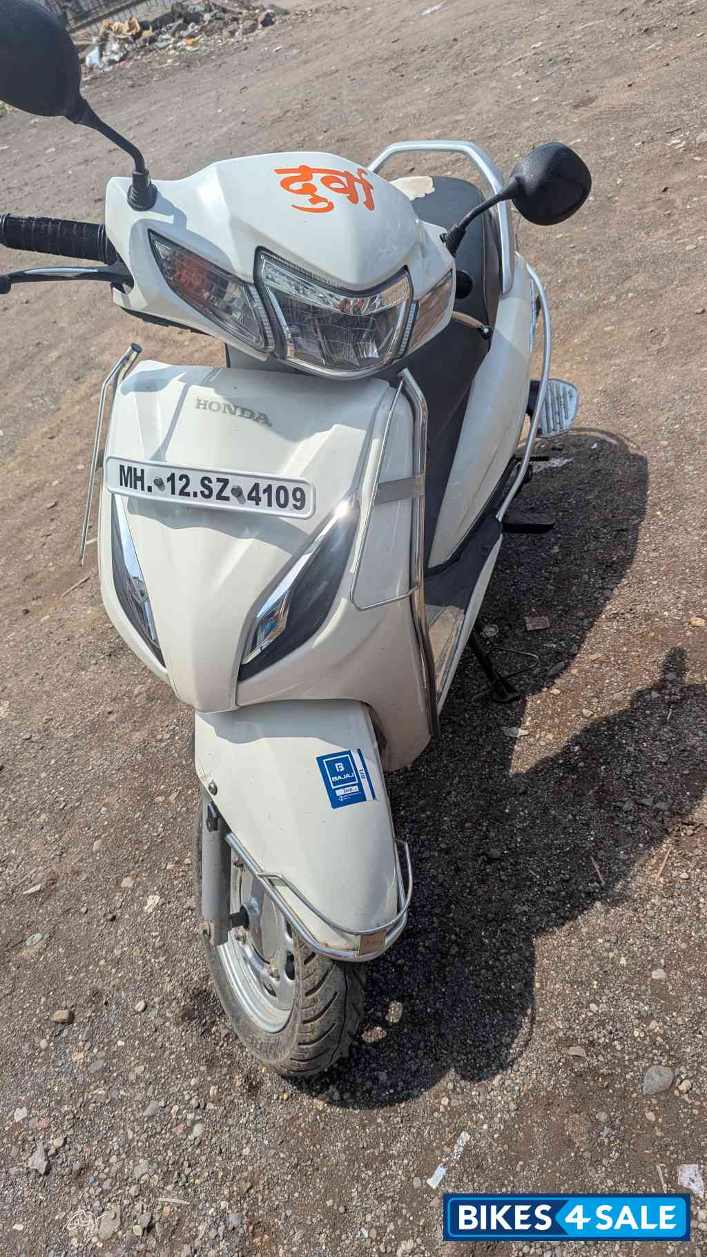 White Honda Activa 6G Dlx