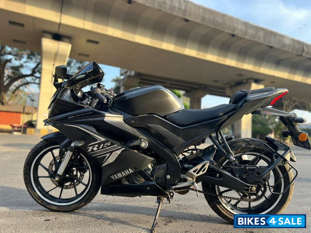 Yamaha YZF R15 V3