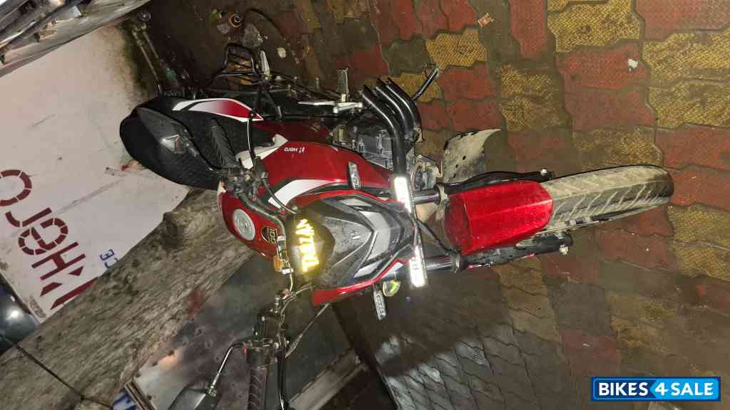 Red White Hero Xtreme 160R