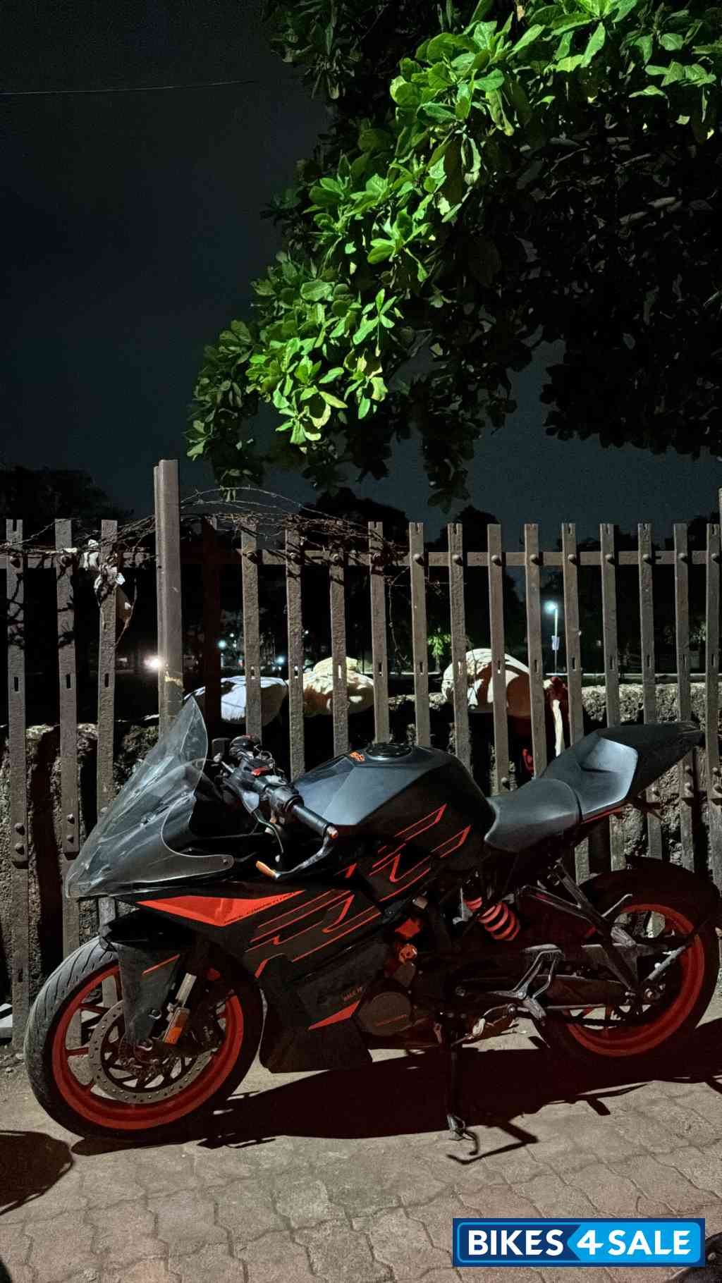 Black And Orange KTM RC 200