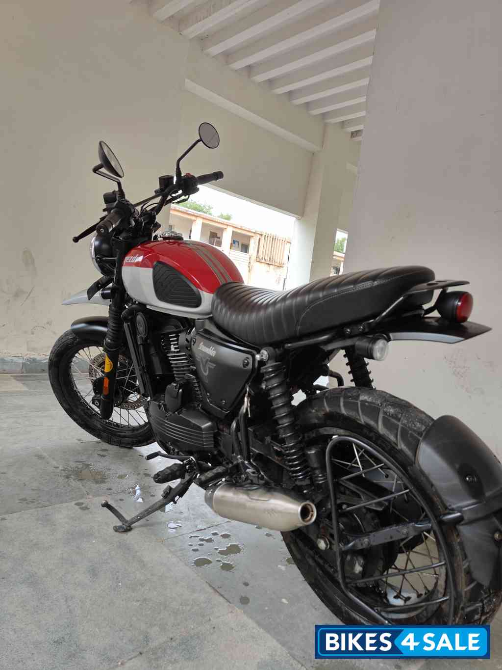 Rebel Red Yezdi Scrambler Dual Tone