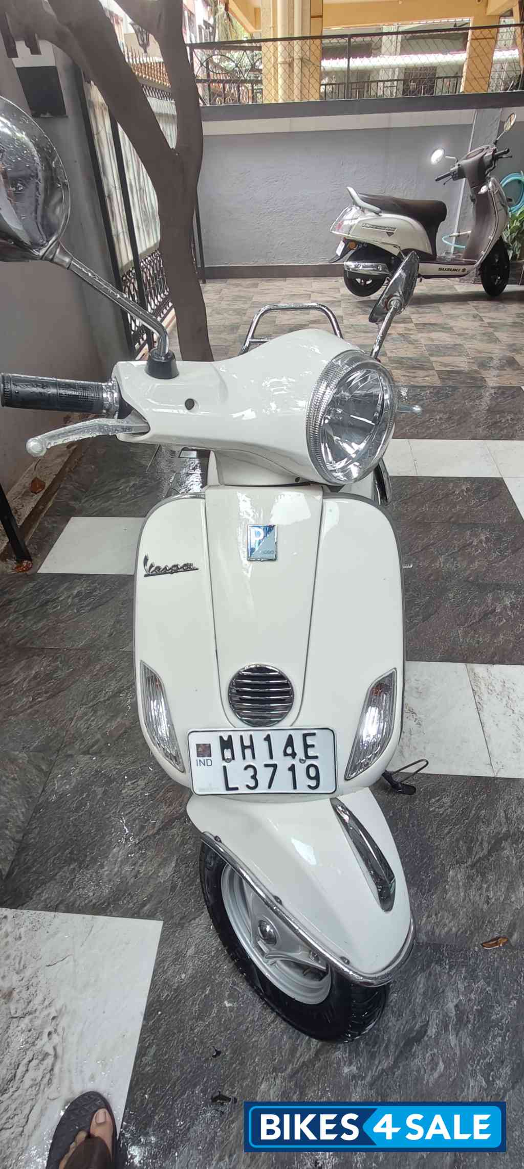Vespa VXL 125 BS6 Vespa VXL 125 BS6