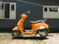 Vespa SXL 150