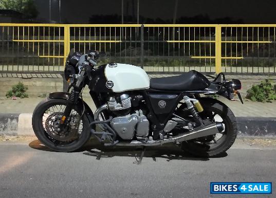 White Royal Enfield Continental GT 650 Twin
