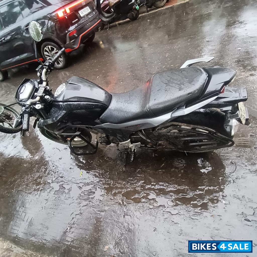 Honda CB Hornet 160R