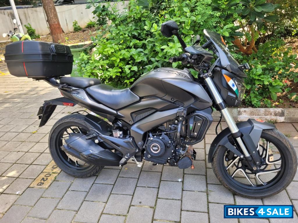 Black Matte Bajaj 2021 Dominar 400