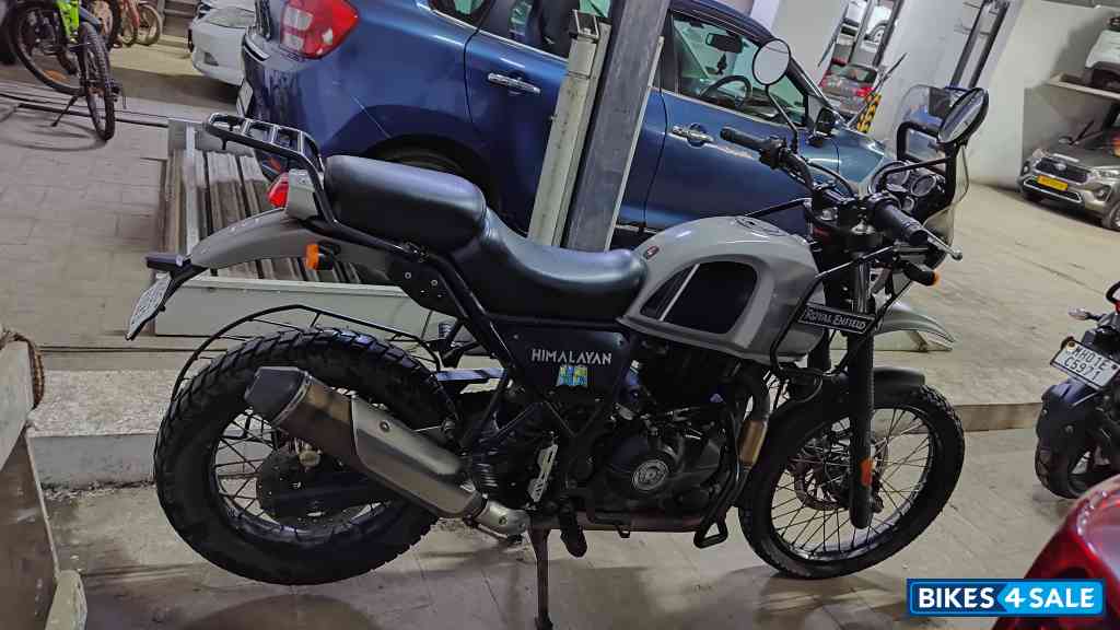 Gravel Grey Royal Enfield Himalayan
