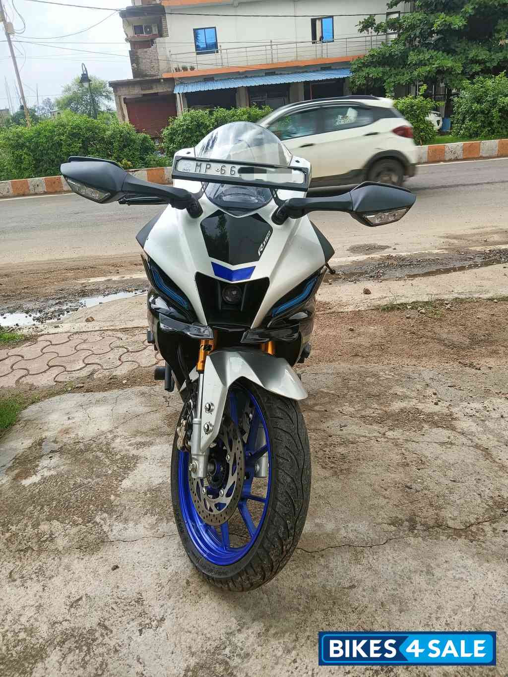 Silver, Black, Blue Yamaha R15M Icon Performance