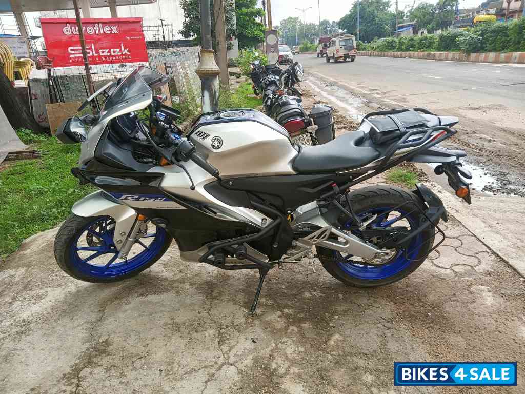Silver, Black, Blue Yamaha R15M Icon Performance