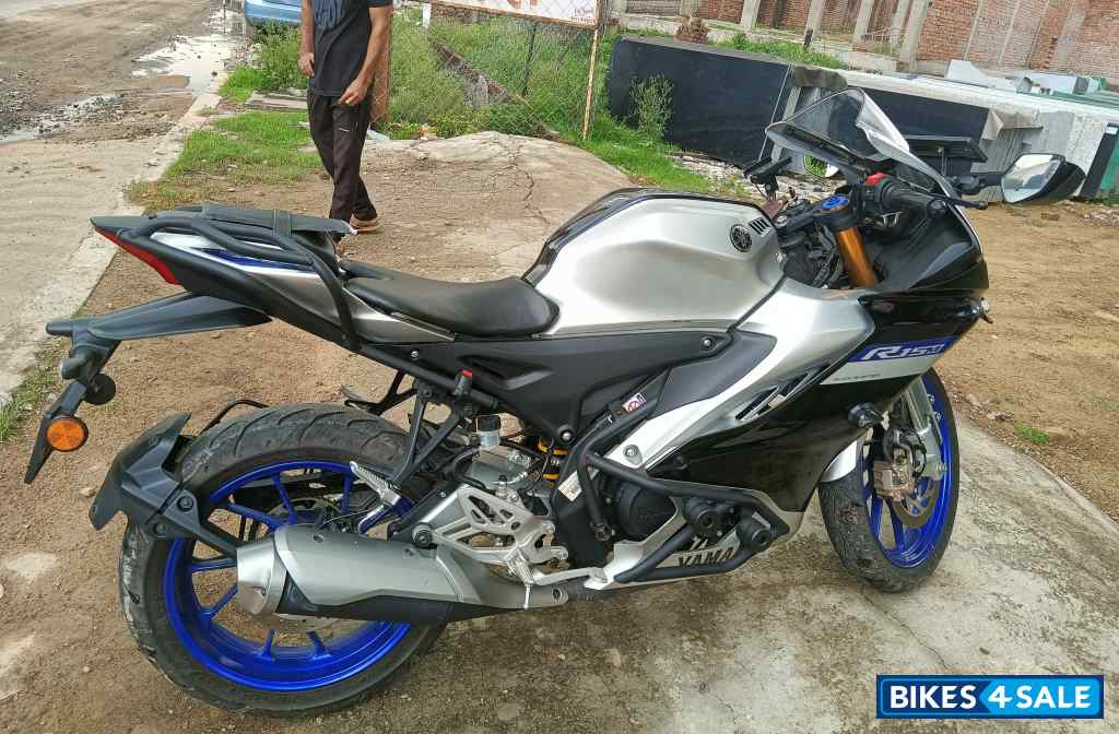 Silver, Black, Blue Yamaha R15M Icon Performance