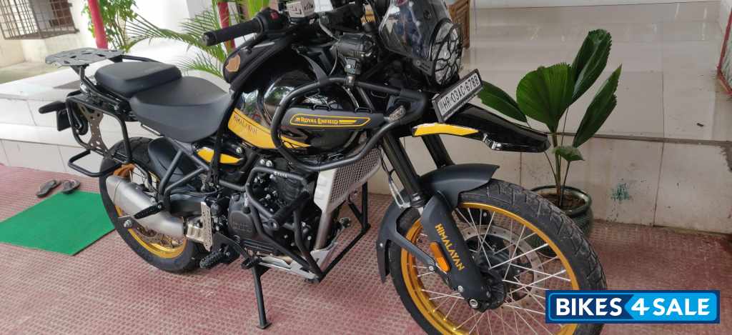 Royal Enfield Himalayan 452