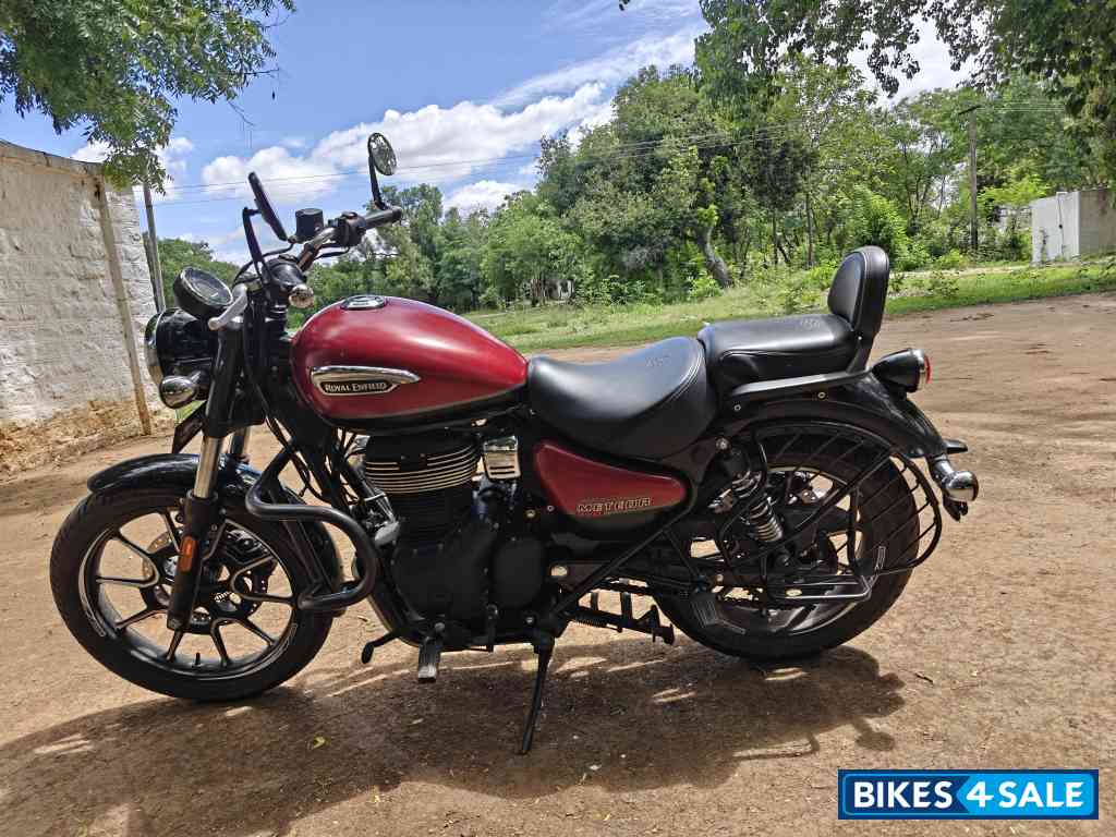 Red With Black Royal Enfield Meteor 350