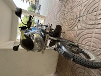 Blue Bajaj Discover 100