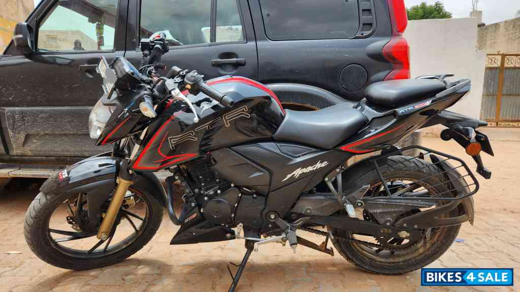 TVS Apache RTR 200 4V ABS Race Edition 2.0