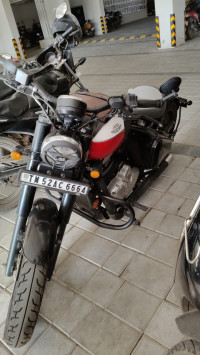 Jawa 42 Bobber Dual Channel ABS