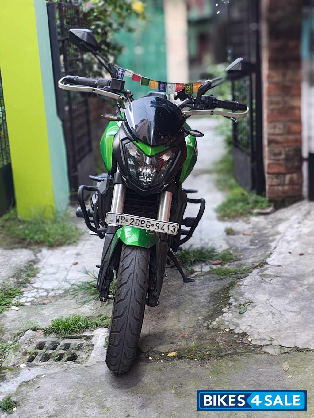 Aurora Green Bajaj Dominar 400 ABS BS6 Aurora Green Bajaj Dominar 400 ABS BS6