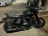 Jawa 42 Dual Channel ABS AllStar Black