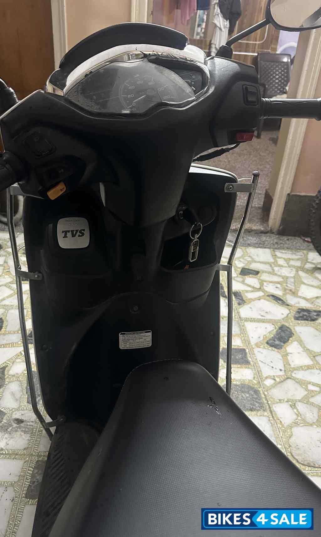 White TVS Jupiter 125