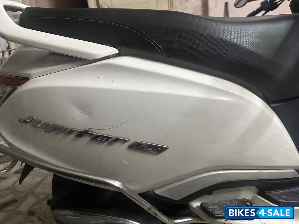 White TVS Jupiter 125