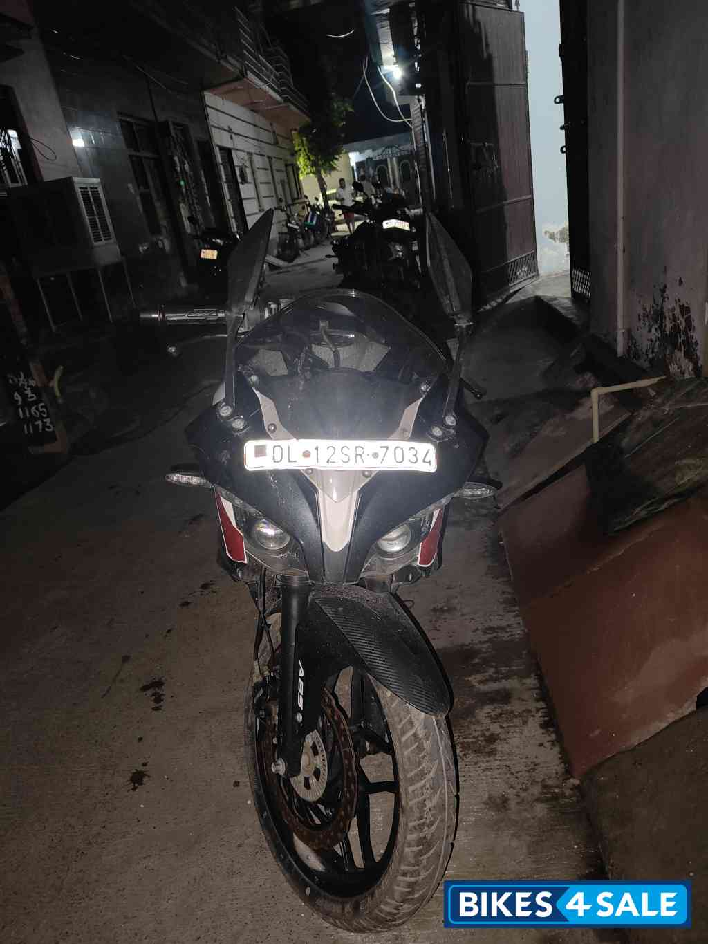 Bajaj Pulsar RS 200 BS6