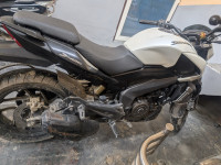 Bajaj Dominar 400