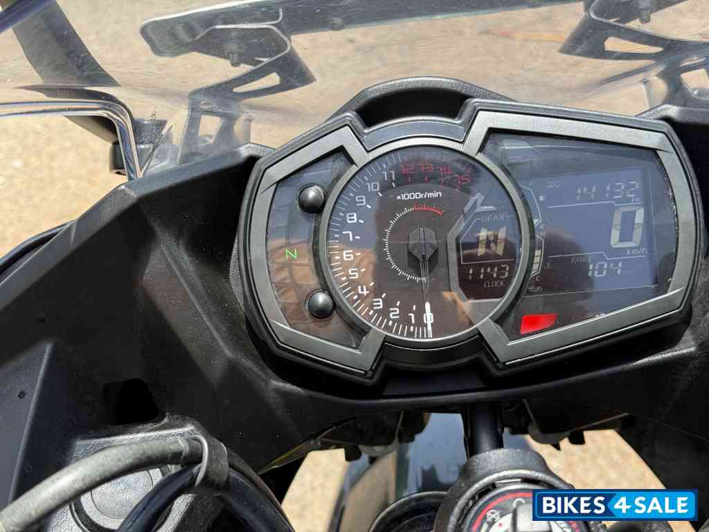 Black Kawasaki Ninja 400 BS6 2023