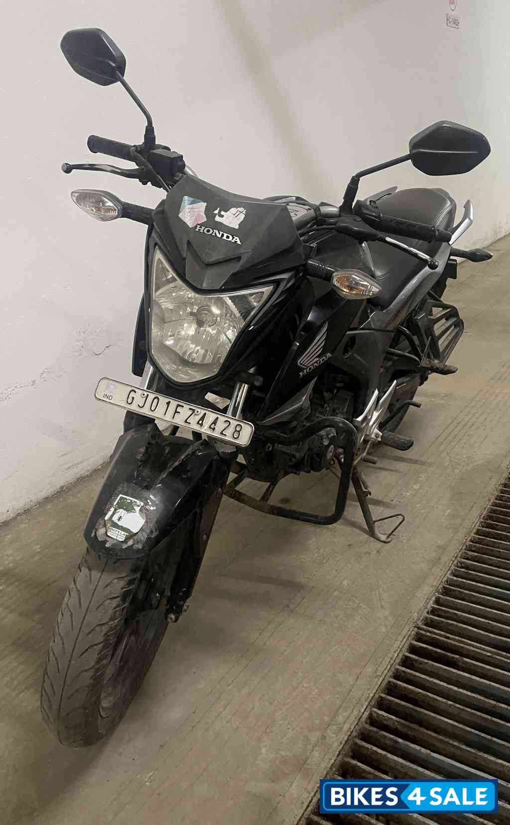 Honda CB Hornet 160R