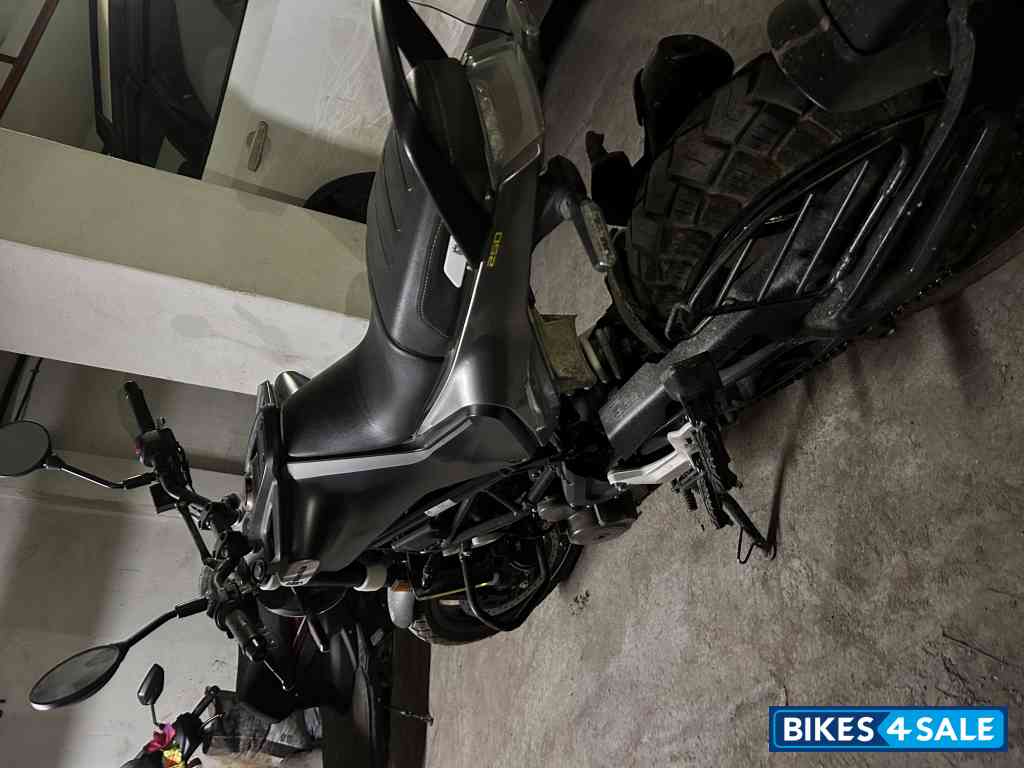 Husqvarna Svartpilen 250