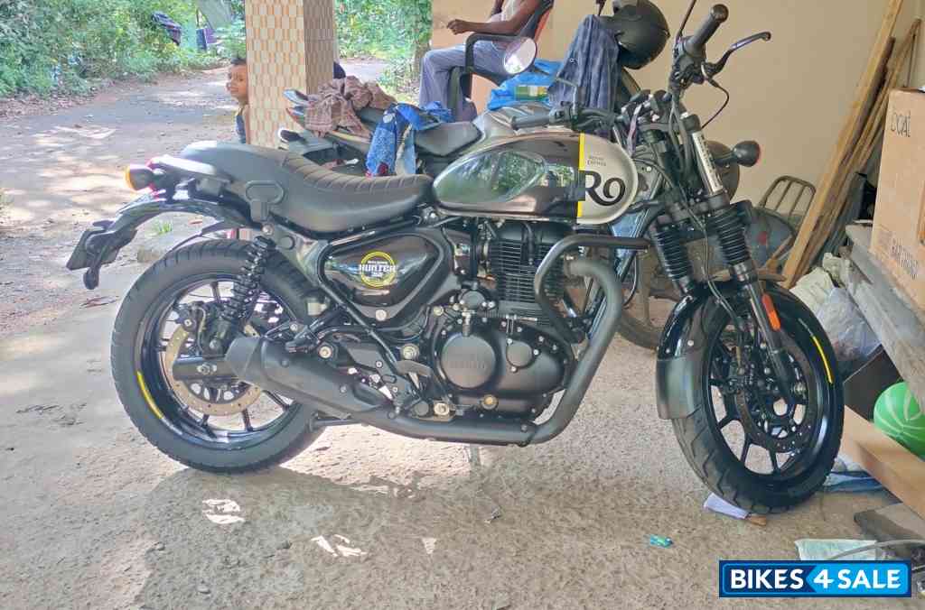 Royal Enfield Hunter 350 Metro
