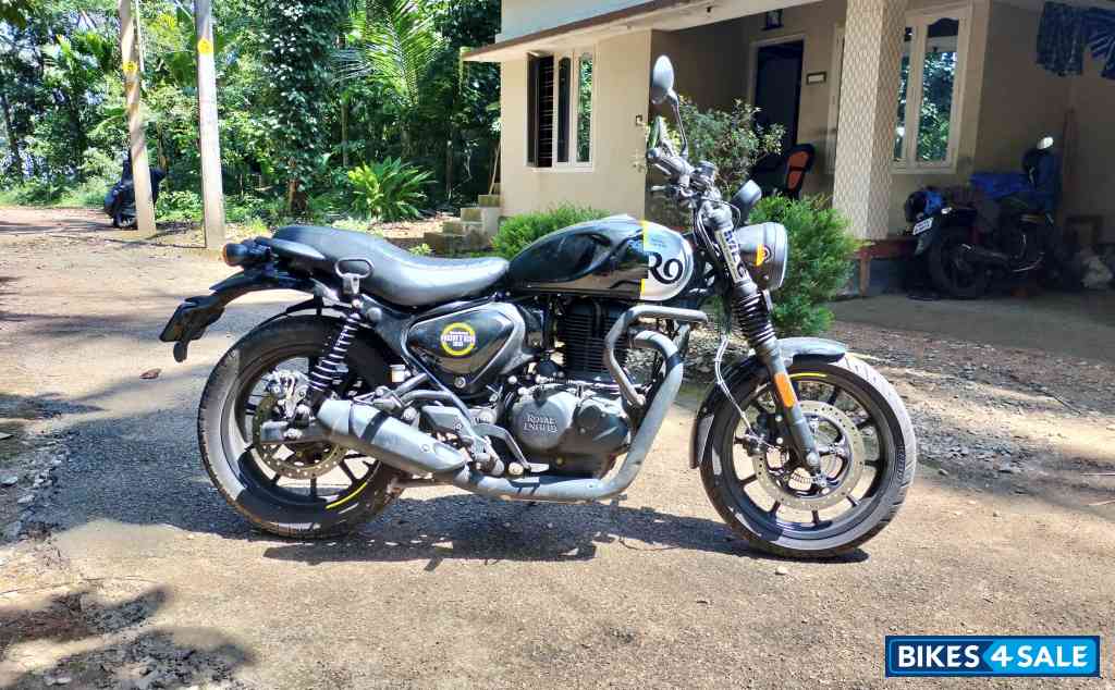 Royal Enfield Hunter 350 Metro