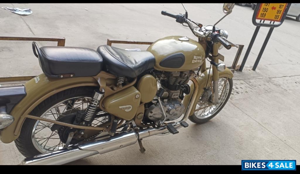 Royal Enfield Classic Desert Storm Royal Enfield Classic Desert Storm