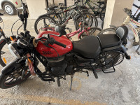 Red Royal Enfield Meteor 350