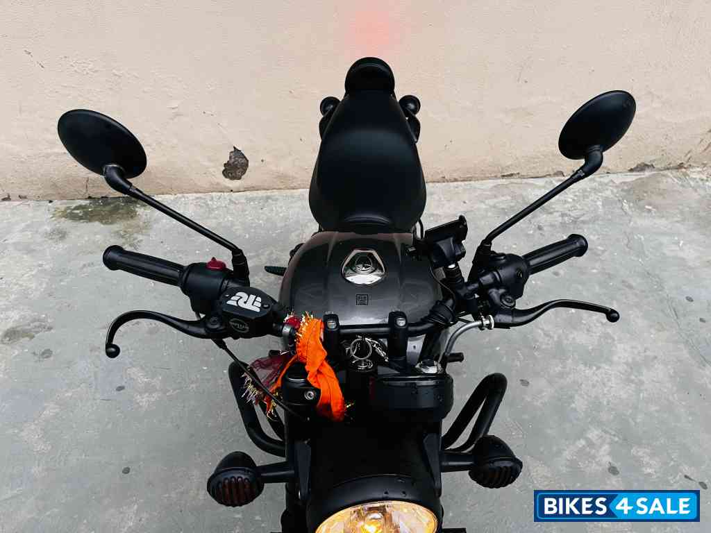 Royal Enfield Hunter 350 Metro