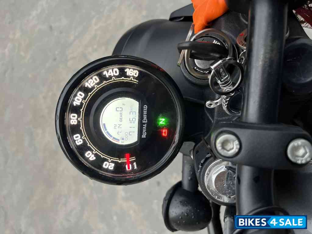 Royal Enfield Hunter 350 Metro