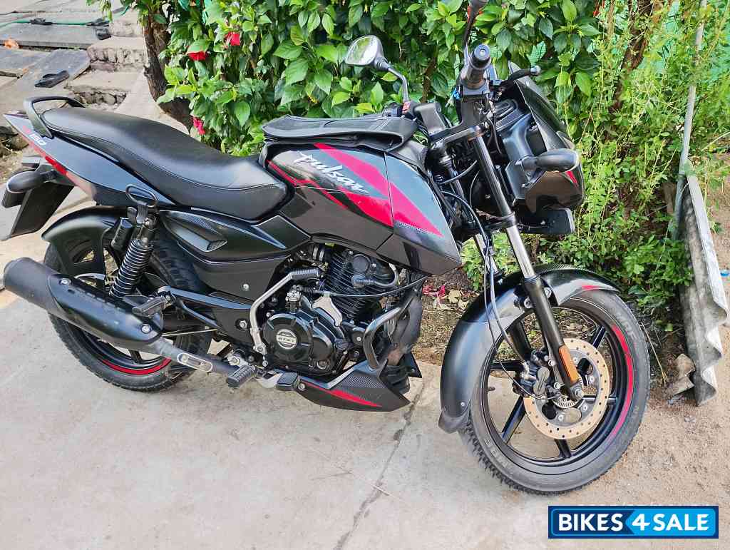 Bajaj Pulsar 150