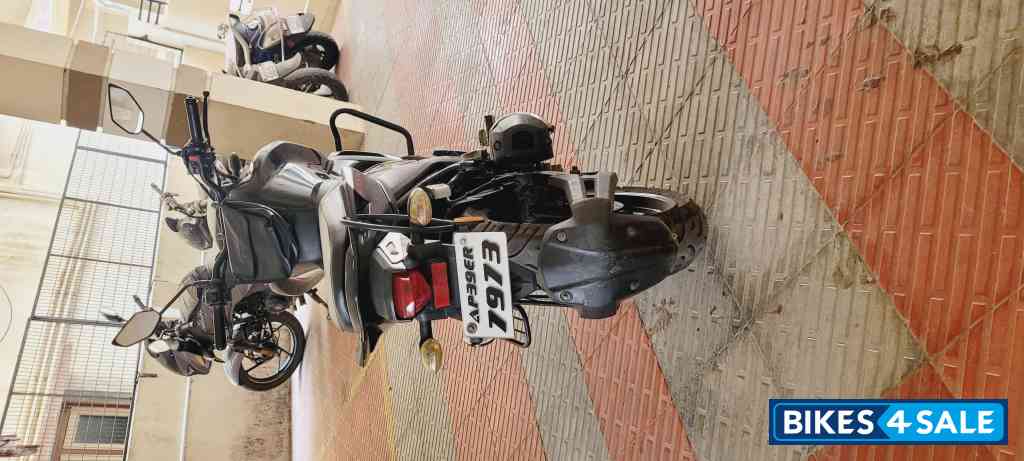 Black Yamaha FZ FI V3 BS6