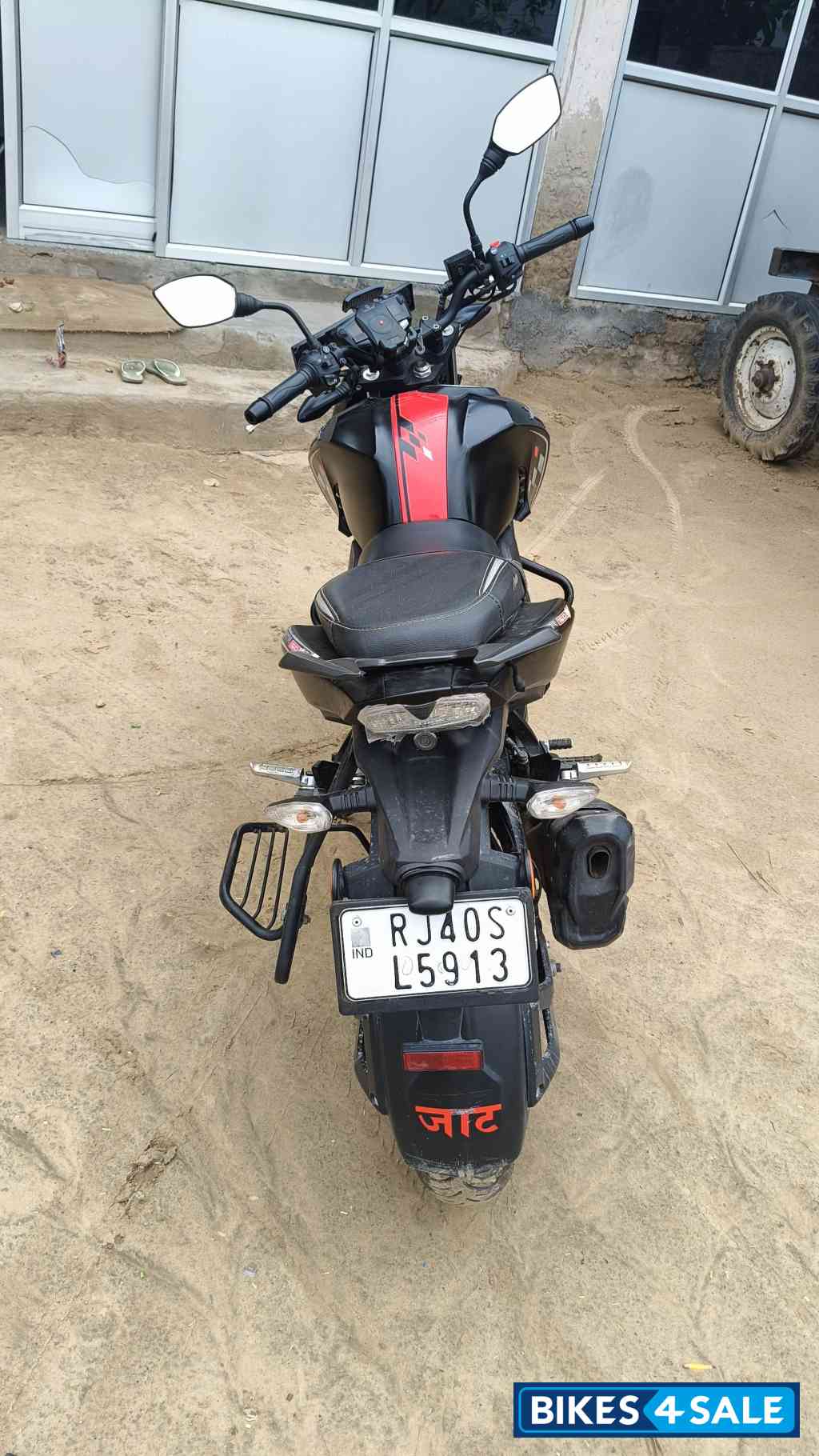 Mat Black TVS Apache RTR 160 4V Special Edition