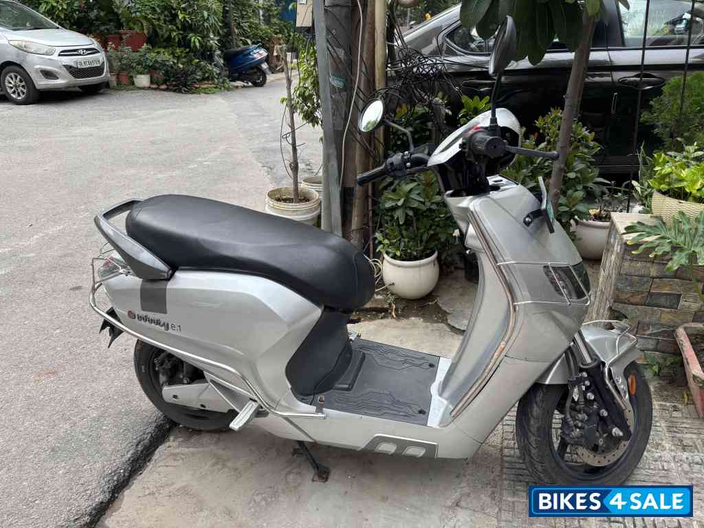 Silver Bounce Infinity E1