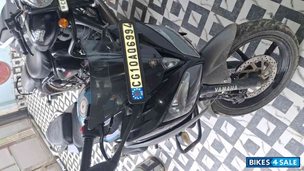 Blue Yamaha Fazer FI V2