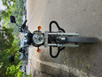 Black Royal Enfield Thunderbird 350