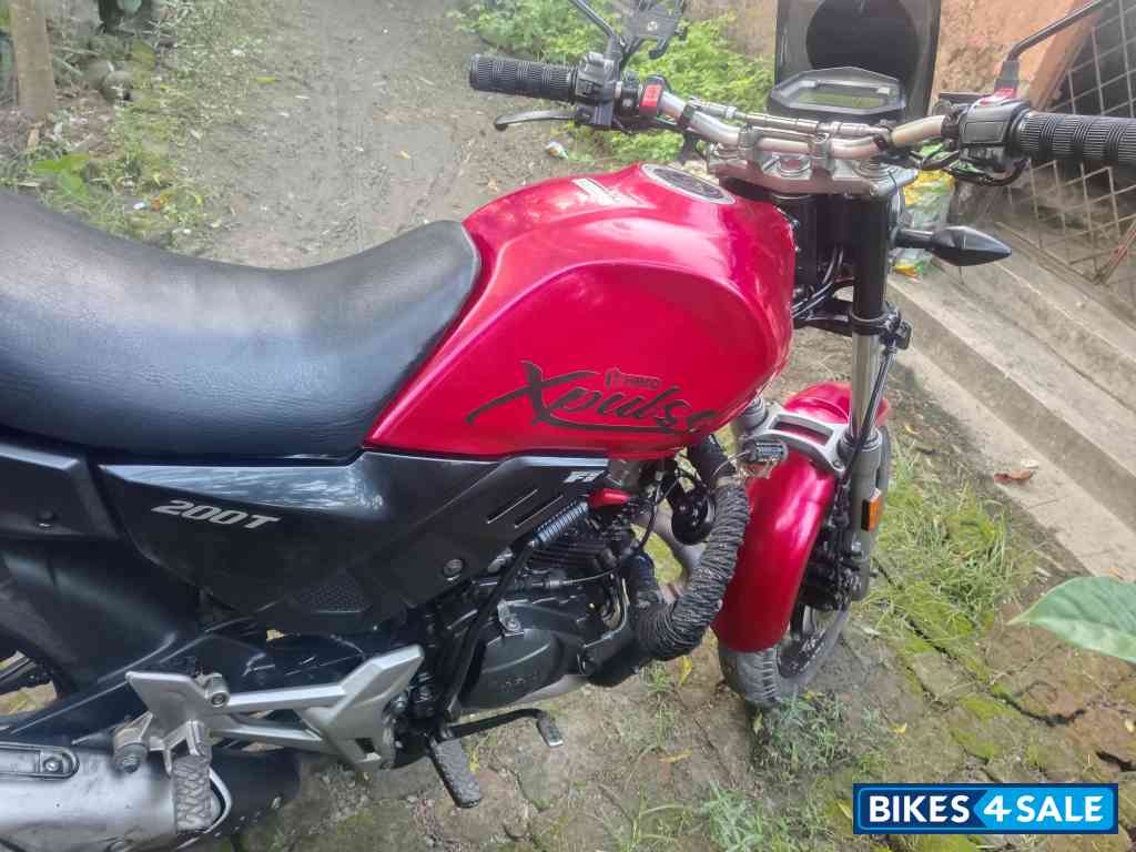 Red Black Hero XPulse 200T BS6
