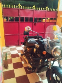 Black Royal Enfield Meteor 350 Stellar