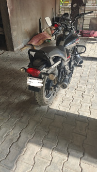 Bajaj Avenger Street 220