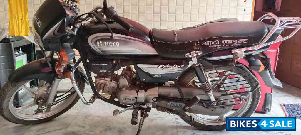 Black Hero Super Splendor BS6