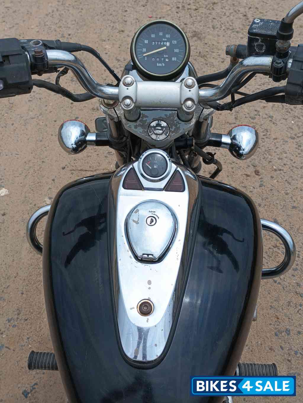 Bajaj Avenger Cruise 220