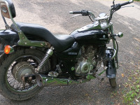 Bajaj Avenger Cruise 220